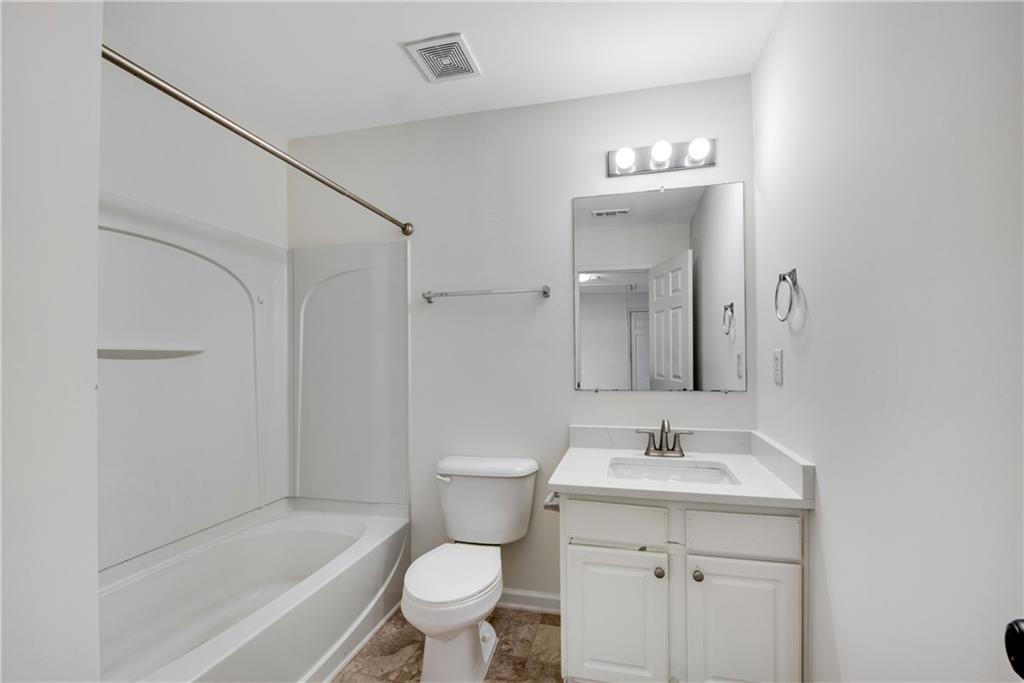 521 Windstone Trail
