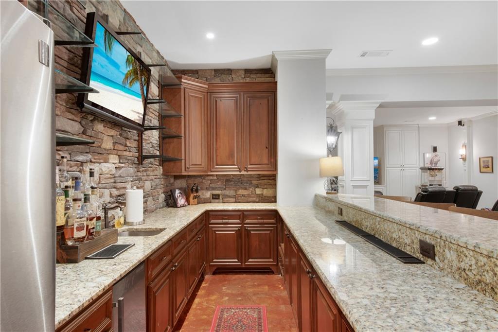 13942 Tree Loft Road