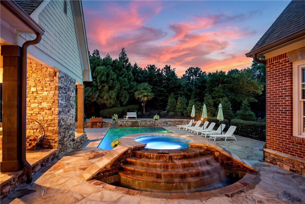 13942 Tree Loft Road