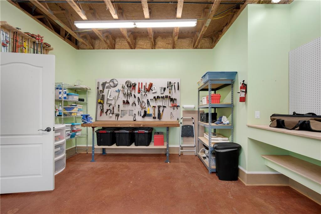 13942 Tree Loft Road