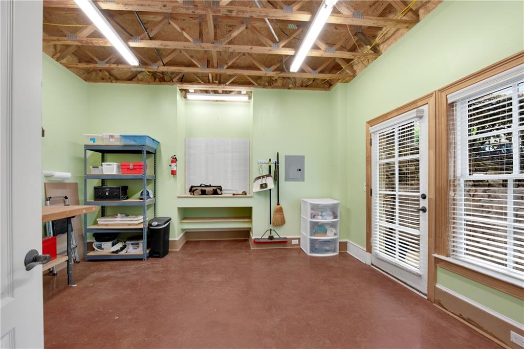 13942 Tree Loft Road