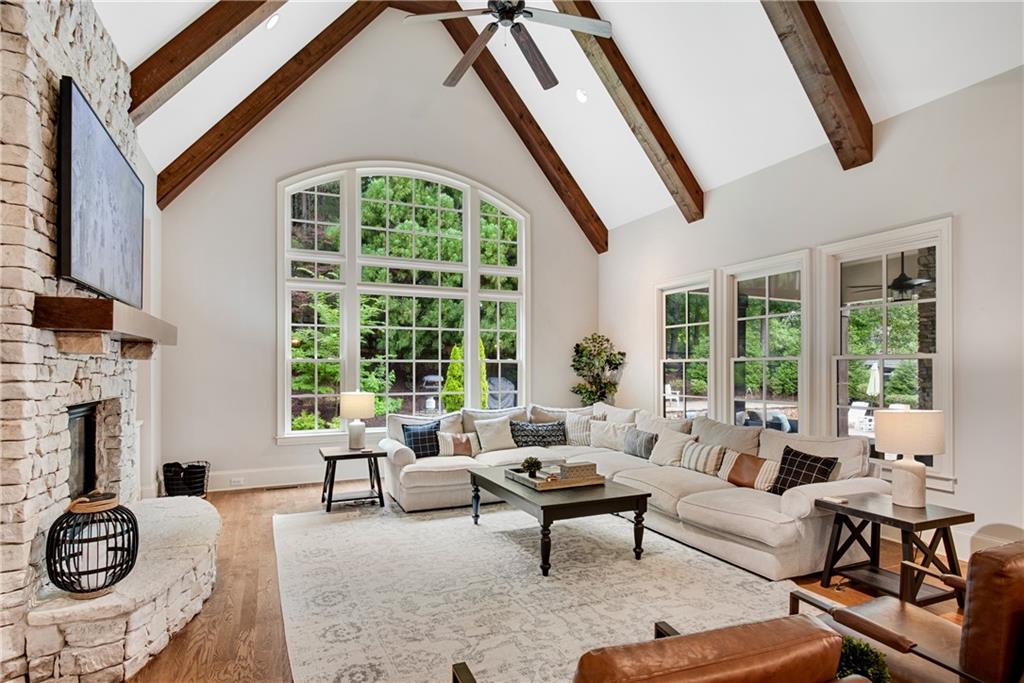 13942 Tree Loft Road