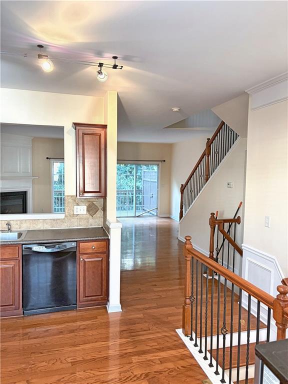 1370 Thornborough Drive