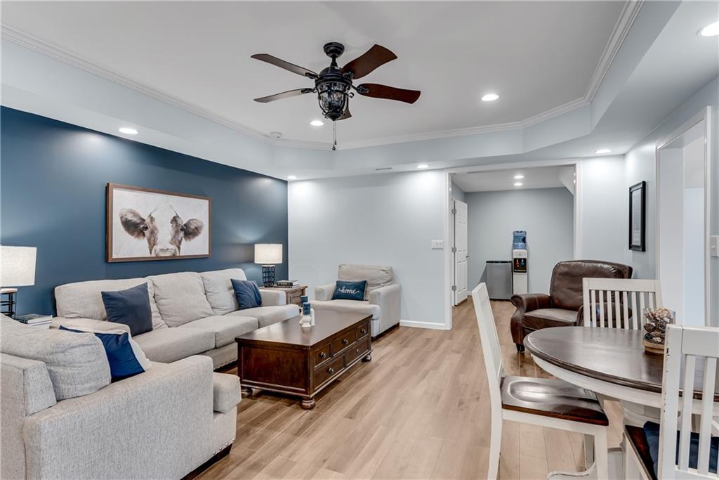 4405 Fairfax Drive