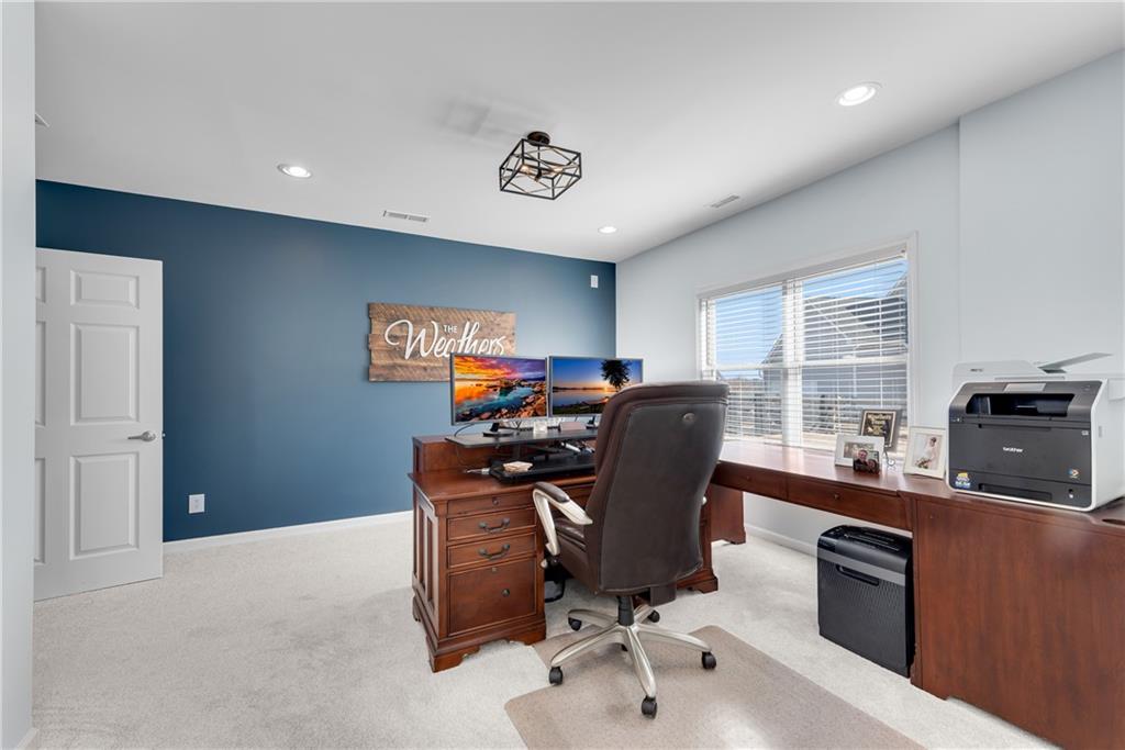 4405 Fairfax Drive