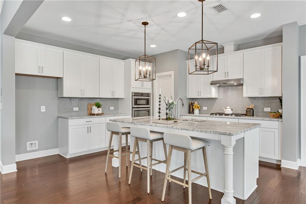 2605 Alpine Terrace