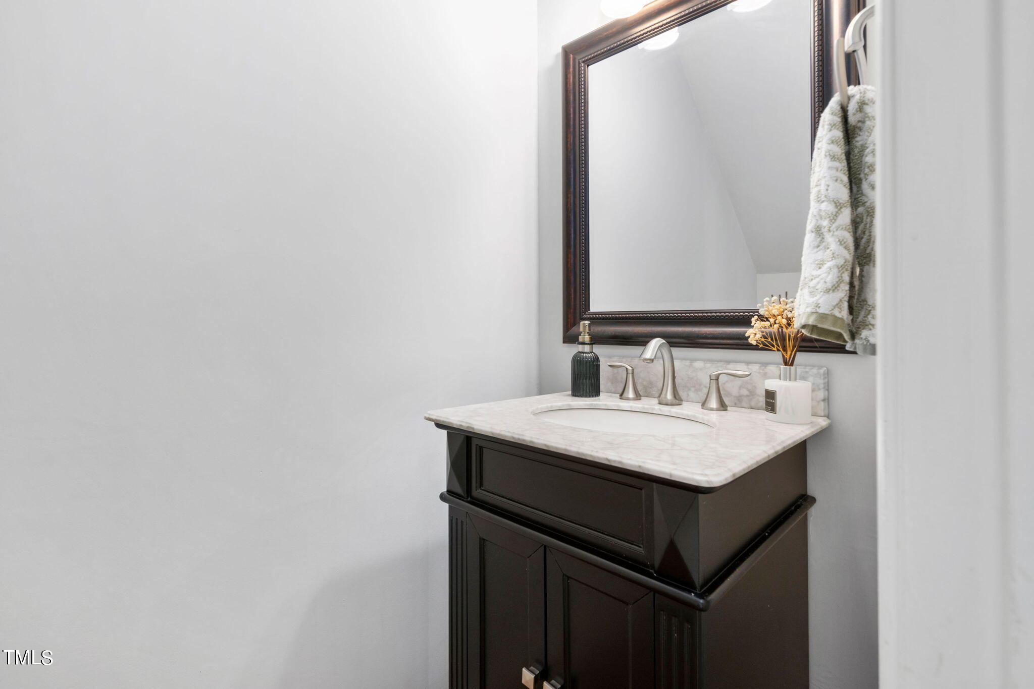 108 Glen Abbey Drive