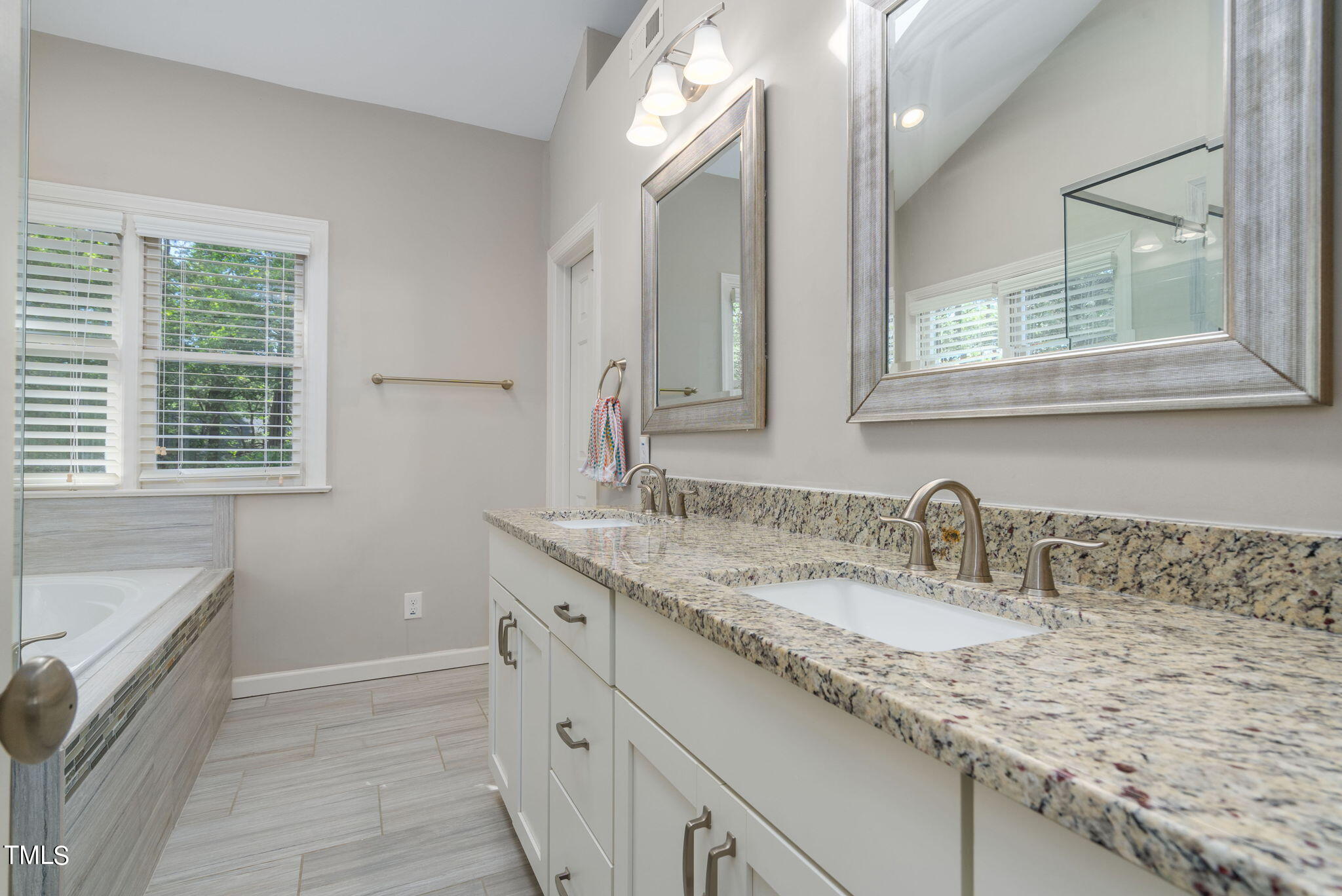 108 Glen Abbey Drive