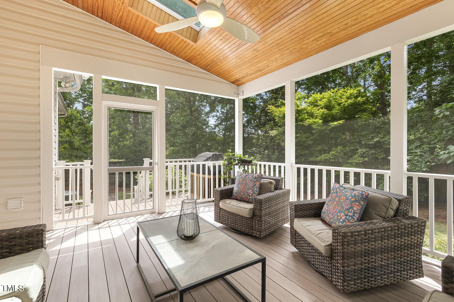 6409 Nowell Pointe Drive