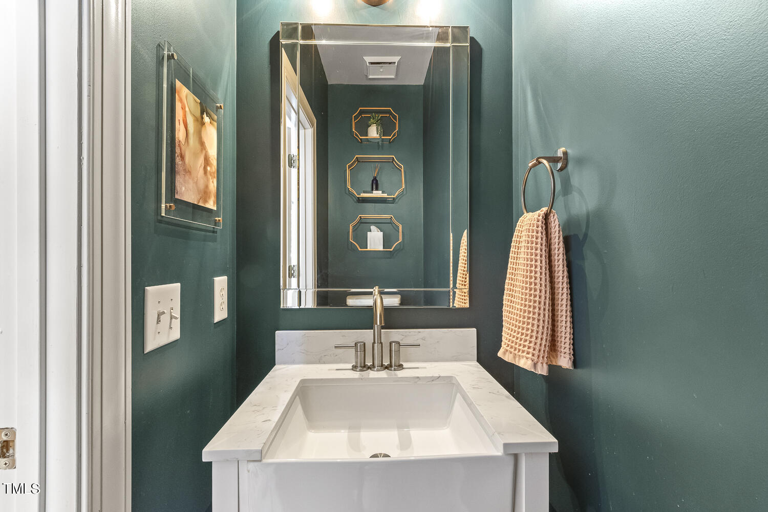 6409 Nowell Pointe Drive