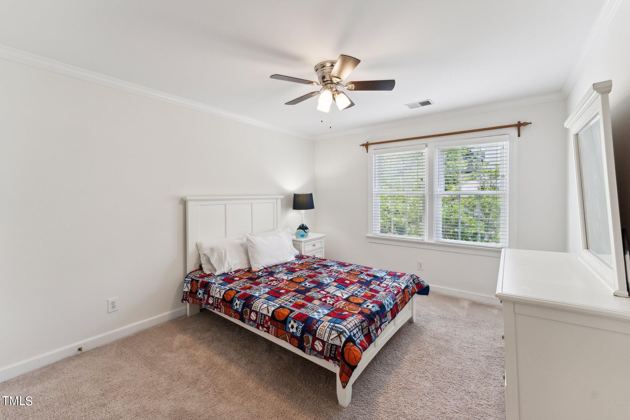 105 E Clarksville Court