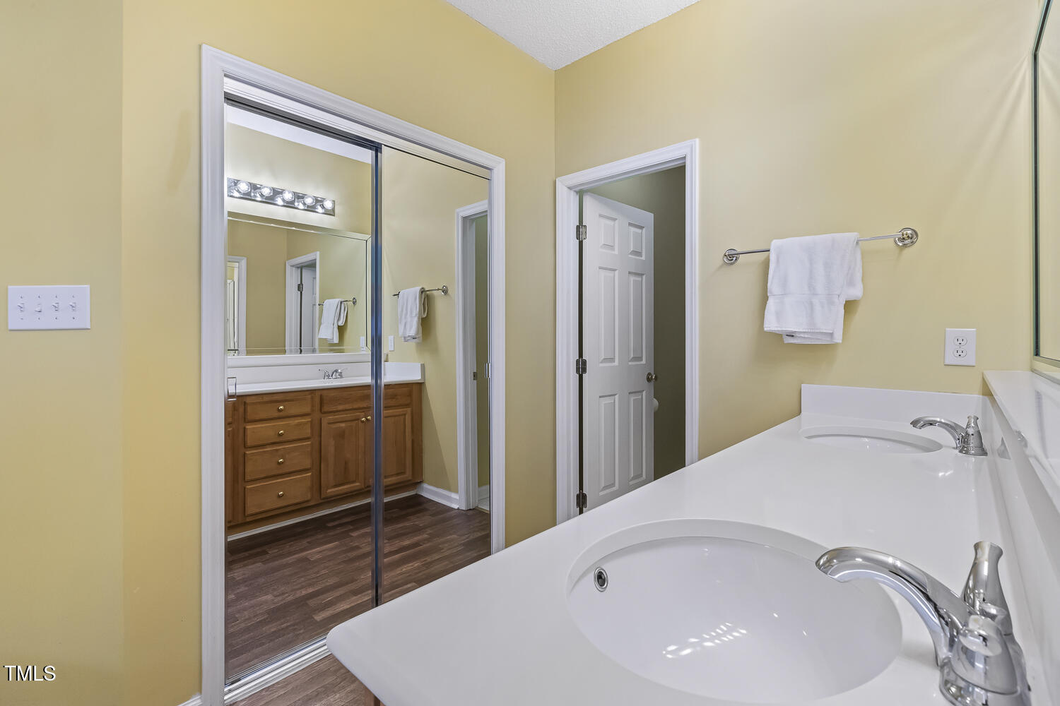 110 Stablegate Drive