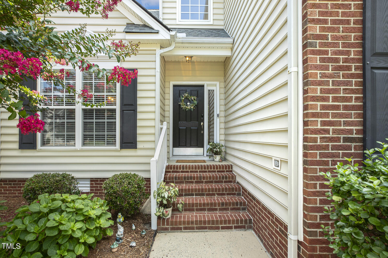 110 Stablegate Drive