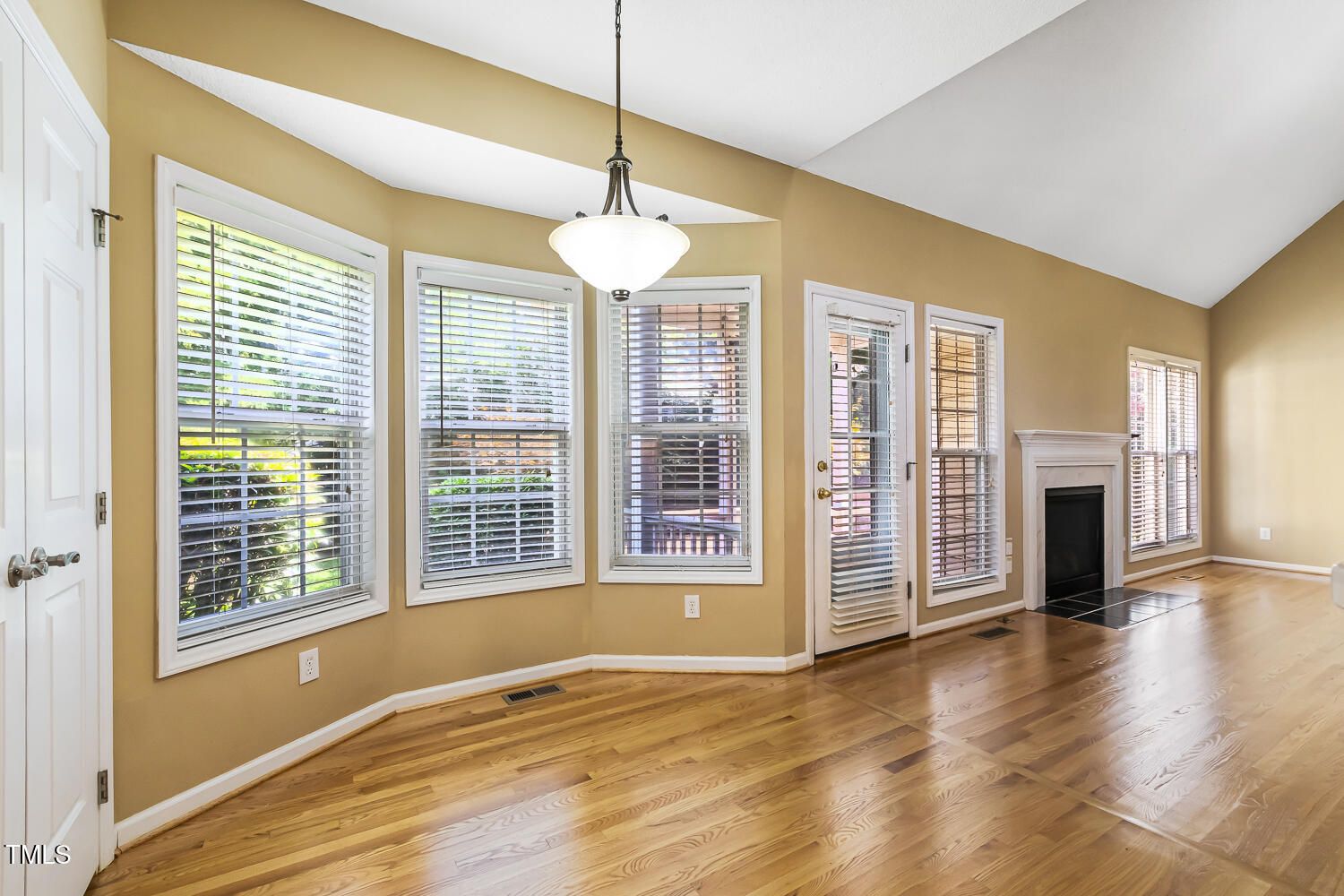 110 Stablegate Drive