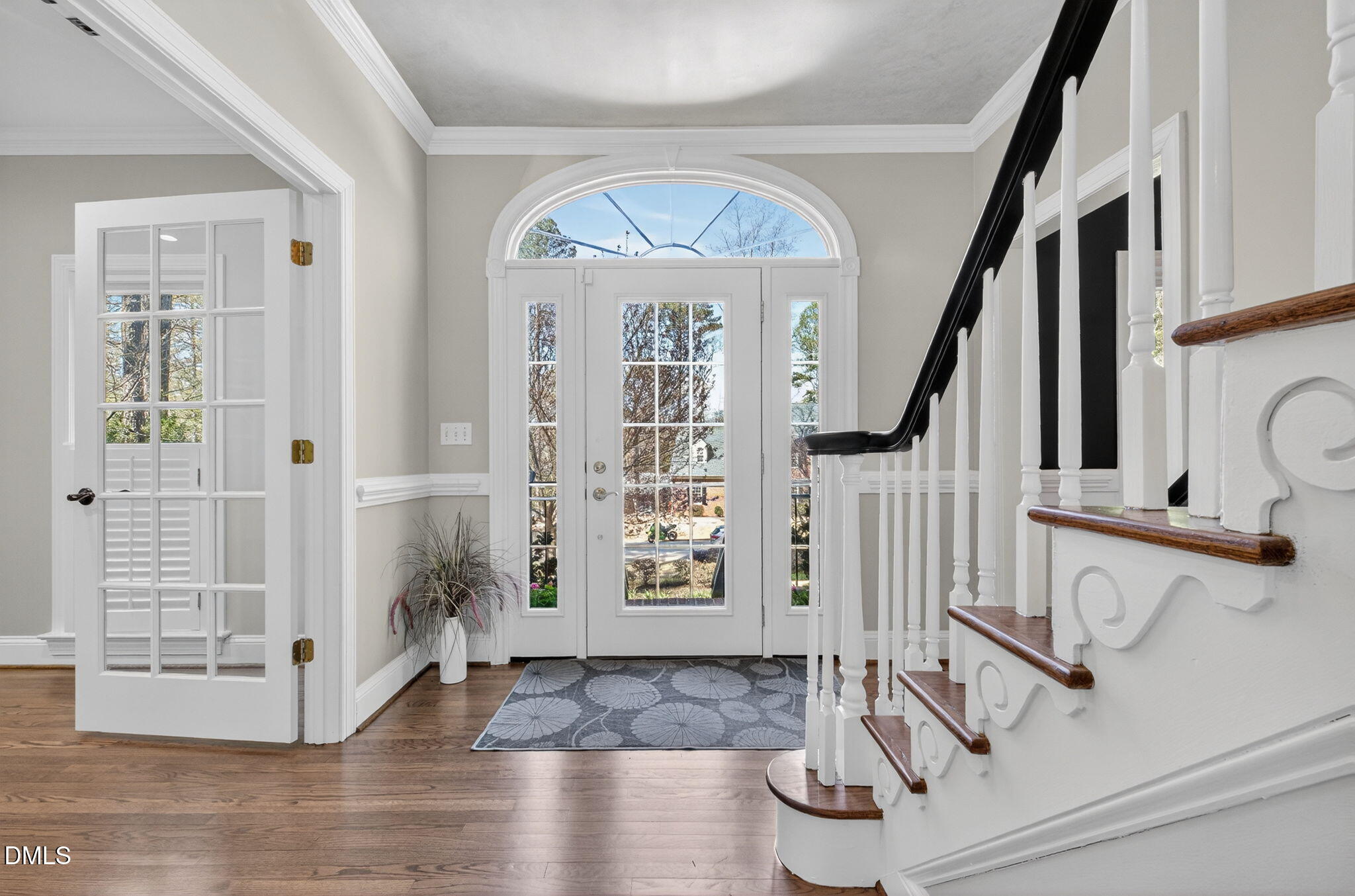 127 Lochwood West Drive