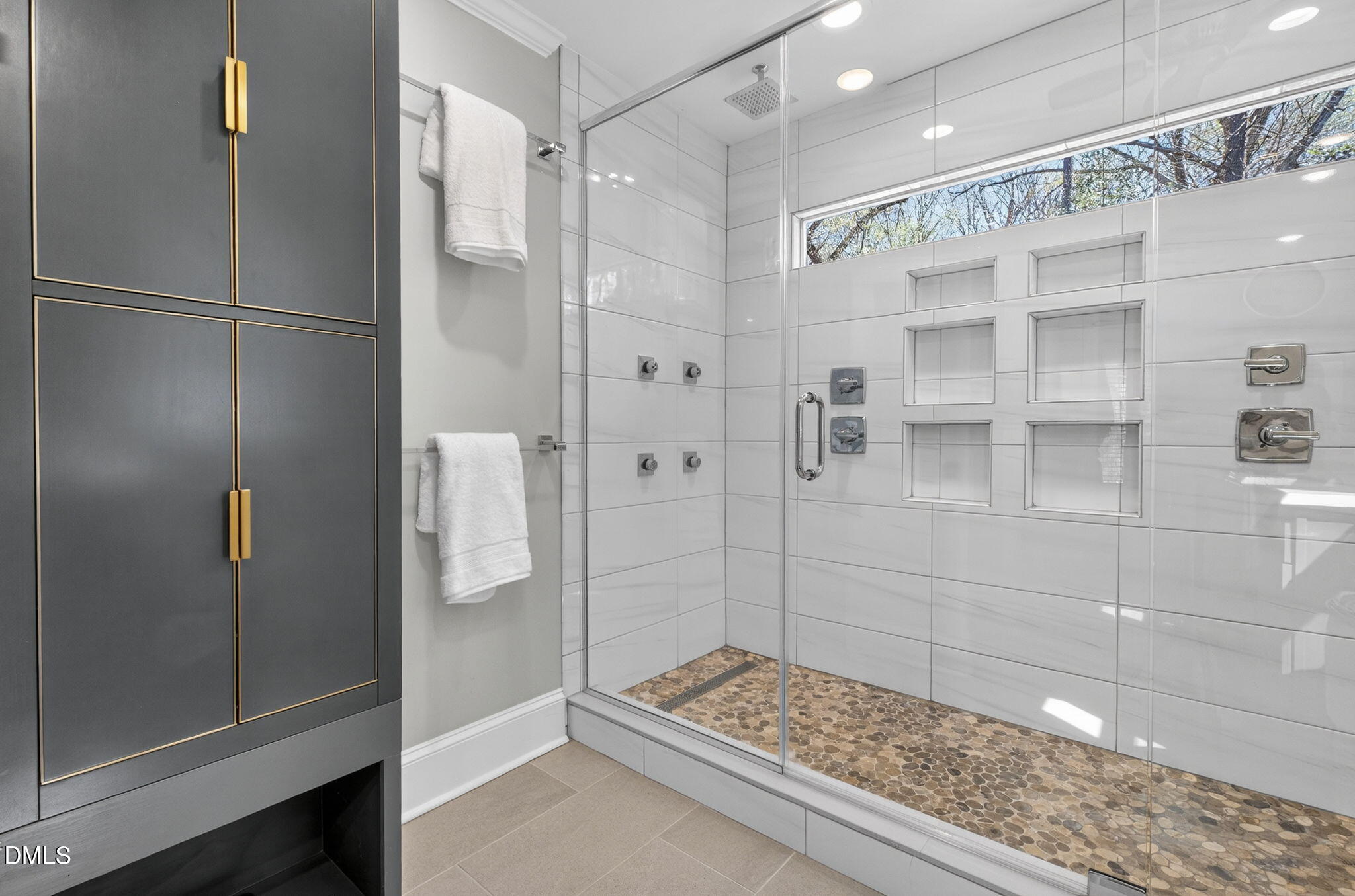 127 Lochwood West Drive