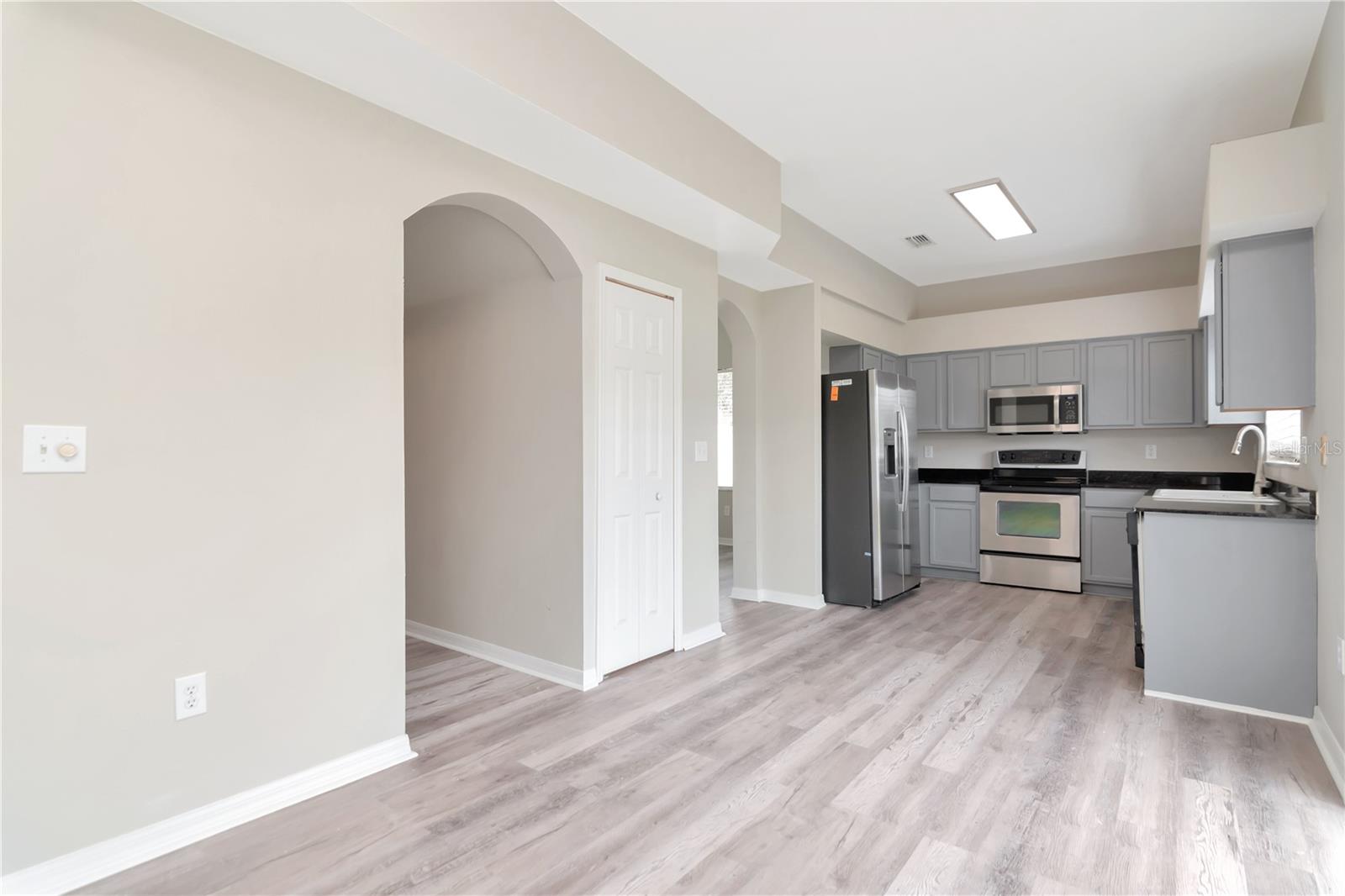 11302 MARION LAKE CT