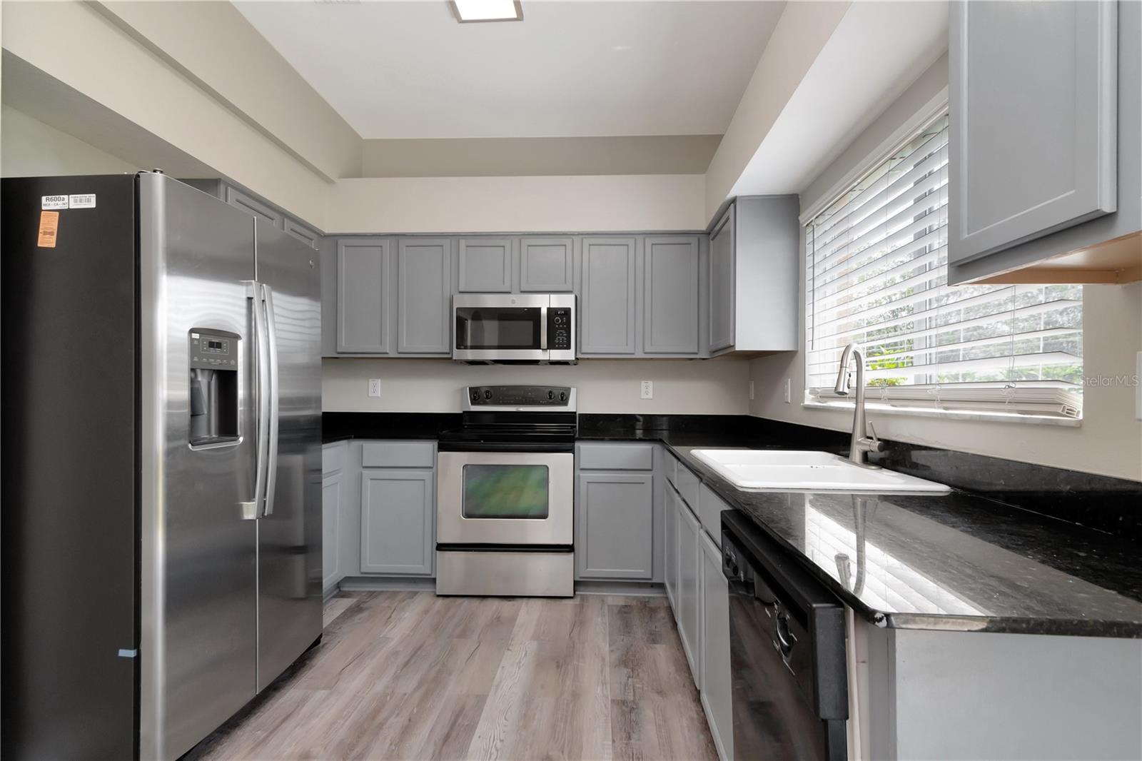 11302 MARION LAKE CT