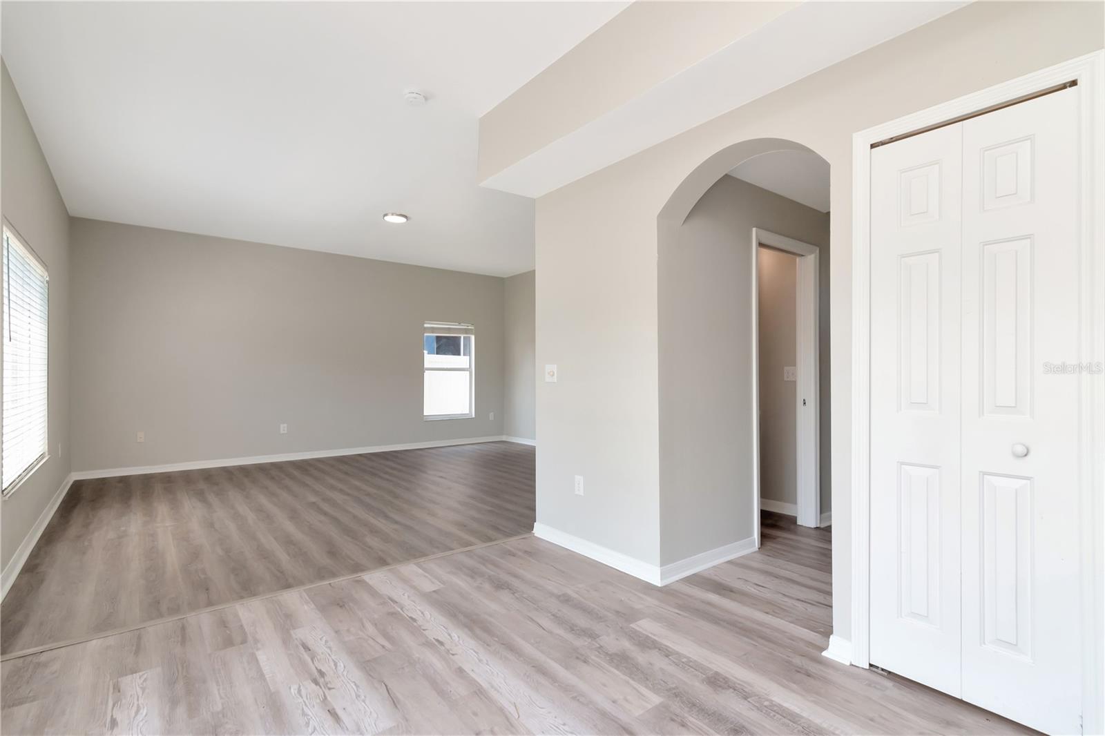 11302 MARION LAKE CT