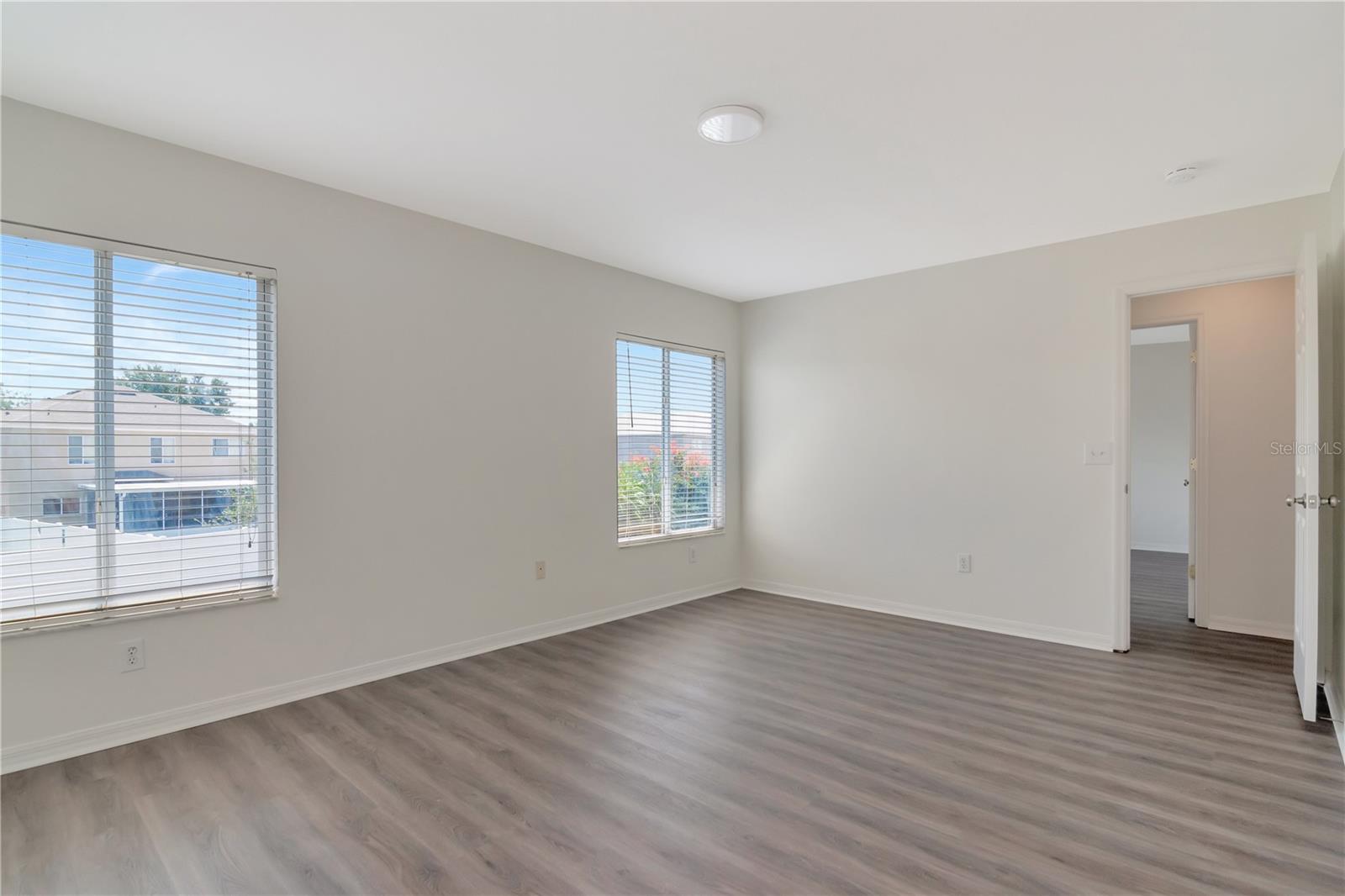 11302 MARION LAKE CT