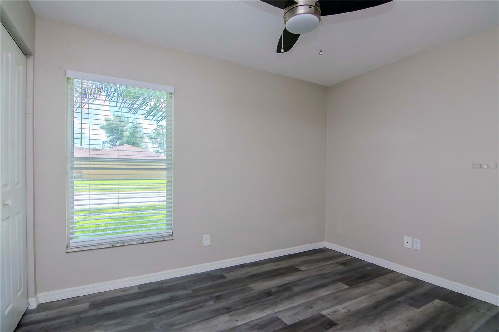 1602 PORTSMOUTH LAKE DR