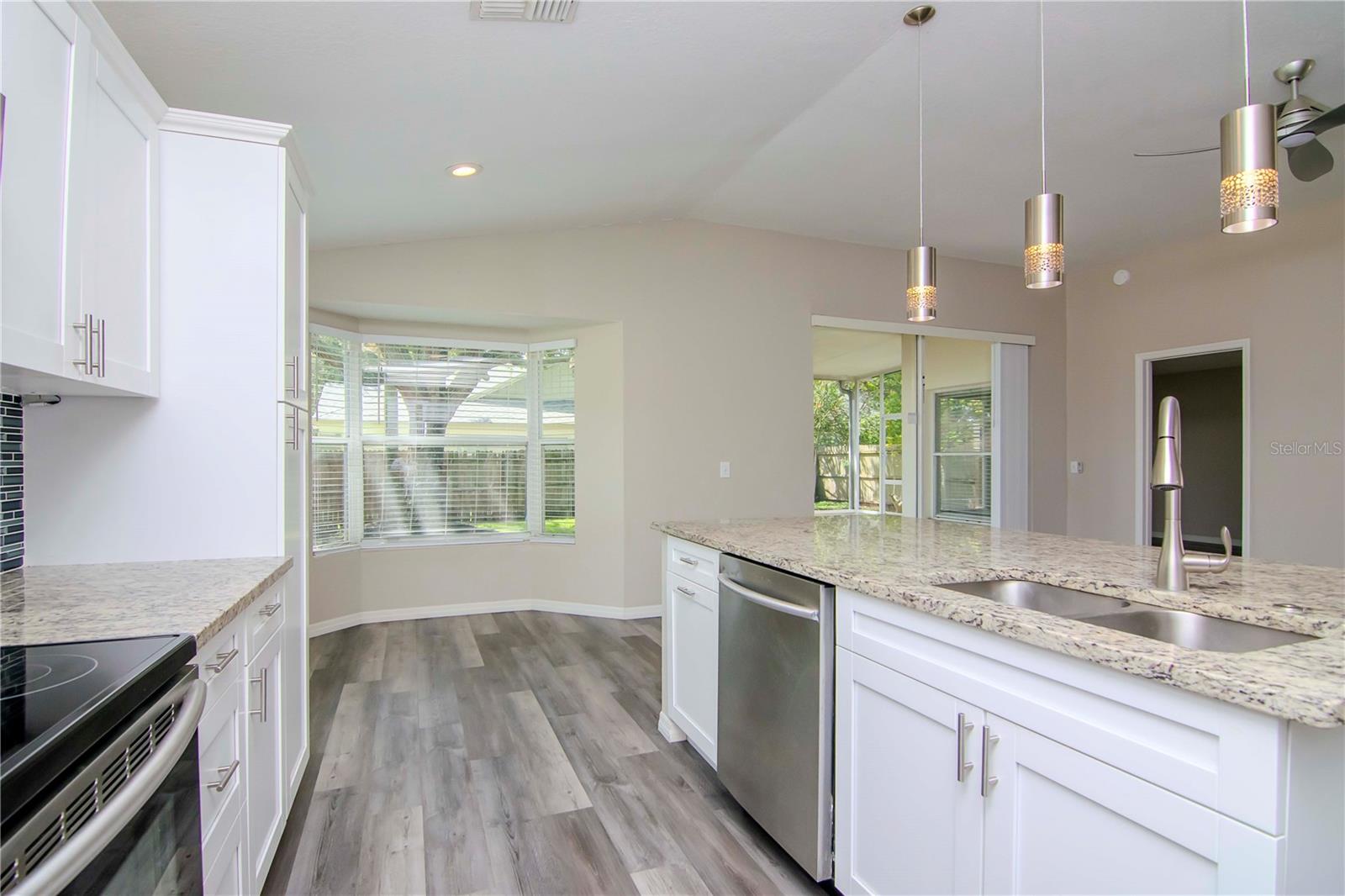 1602 PORTSMOUTH LAKE DR