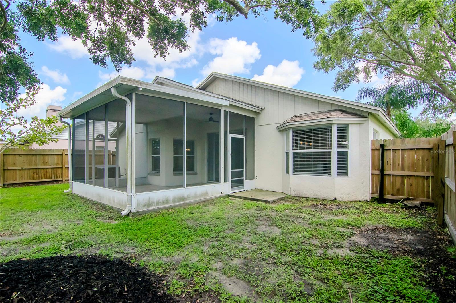 1602 PORTSMOUTH LAKE DR