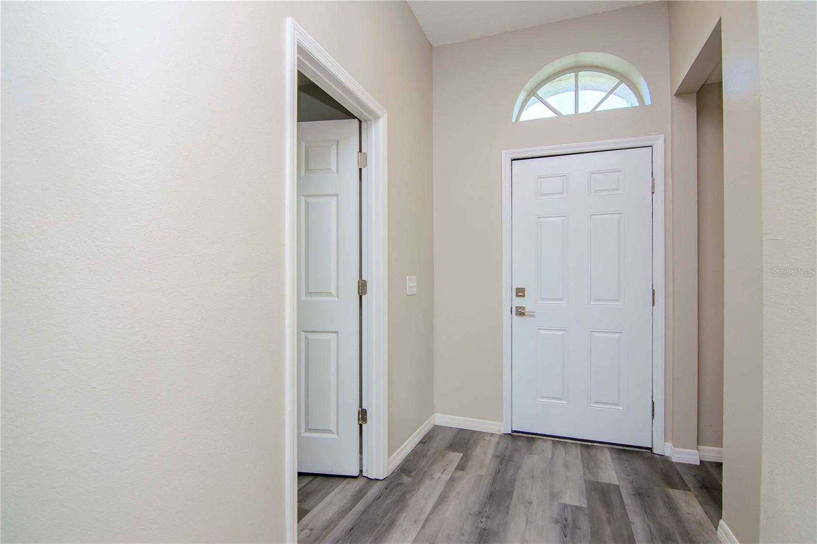 1602 PORTSMOUTH LAKE DR