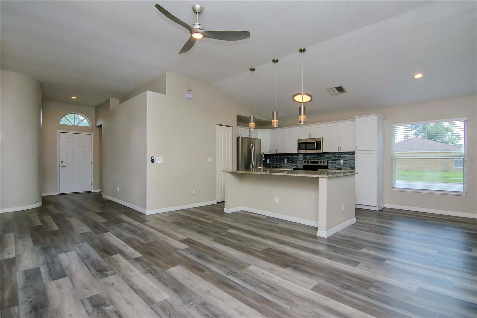 1602 PORTSMOUTH LAKE DR