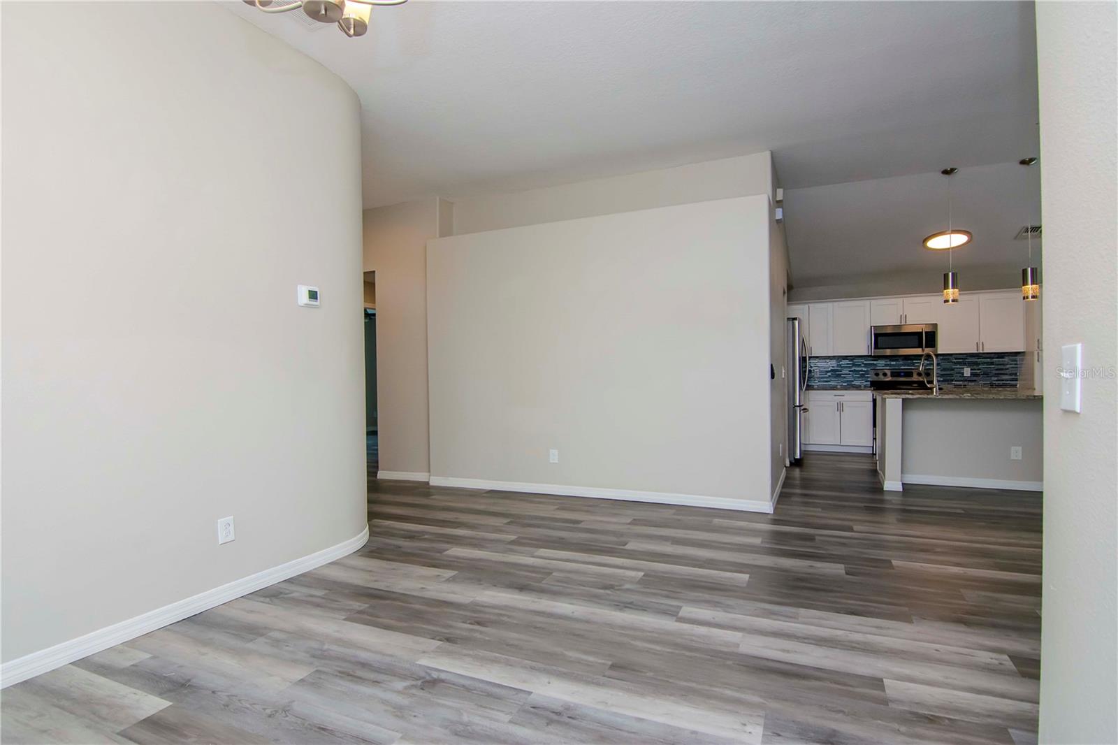 1602 PORTSMOUTH LAKE DR