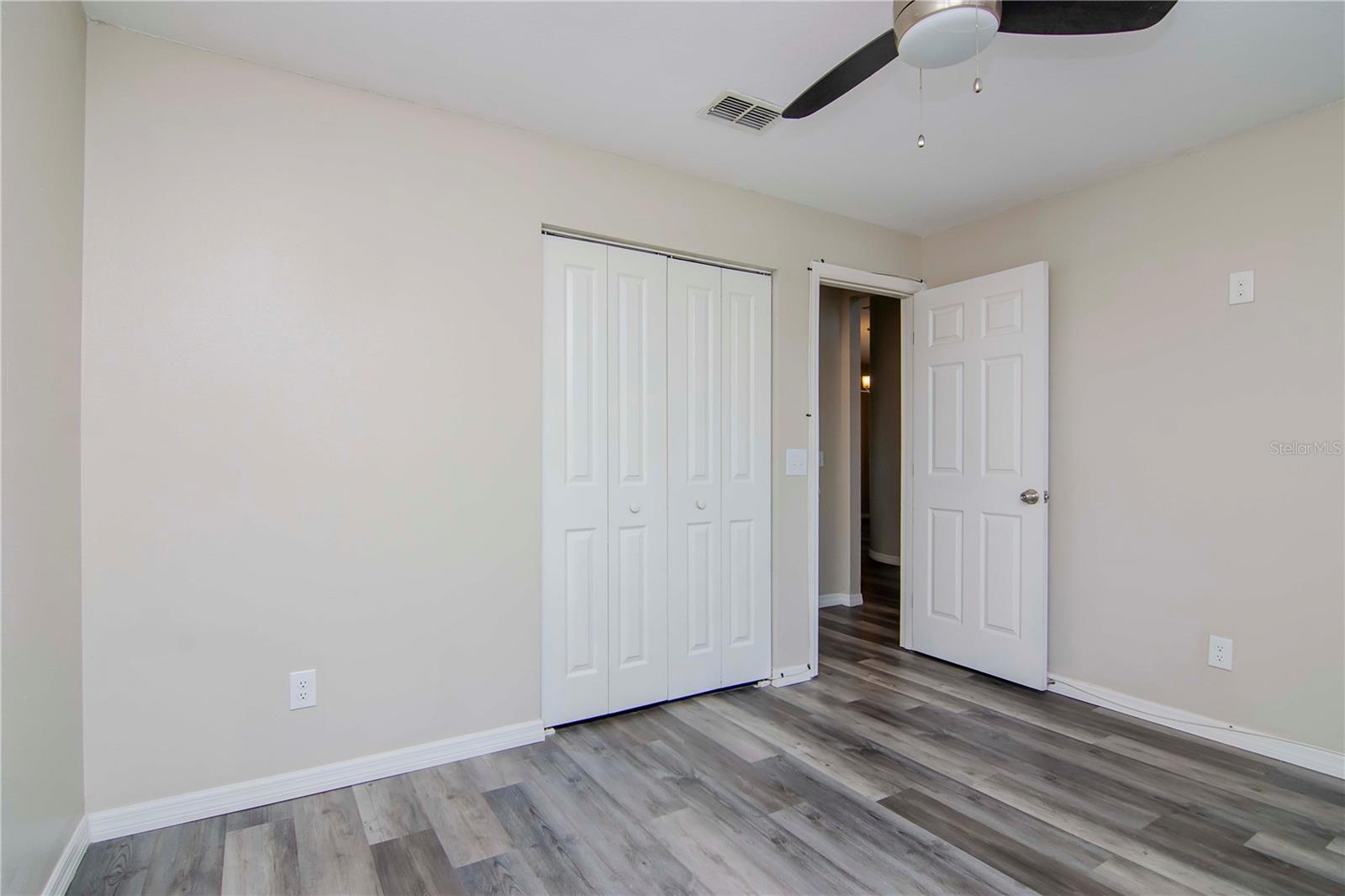 1602 PORTSMOUTH LAKE DR