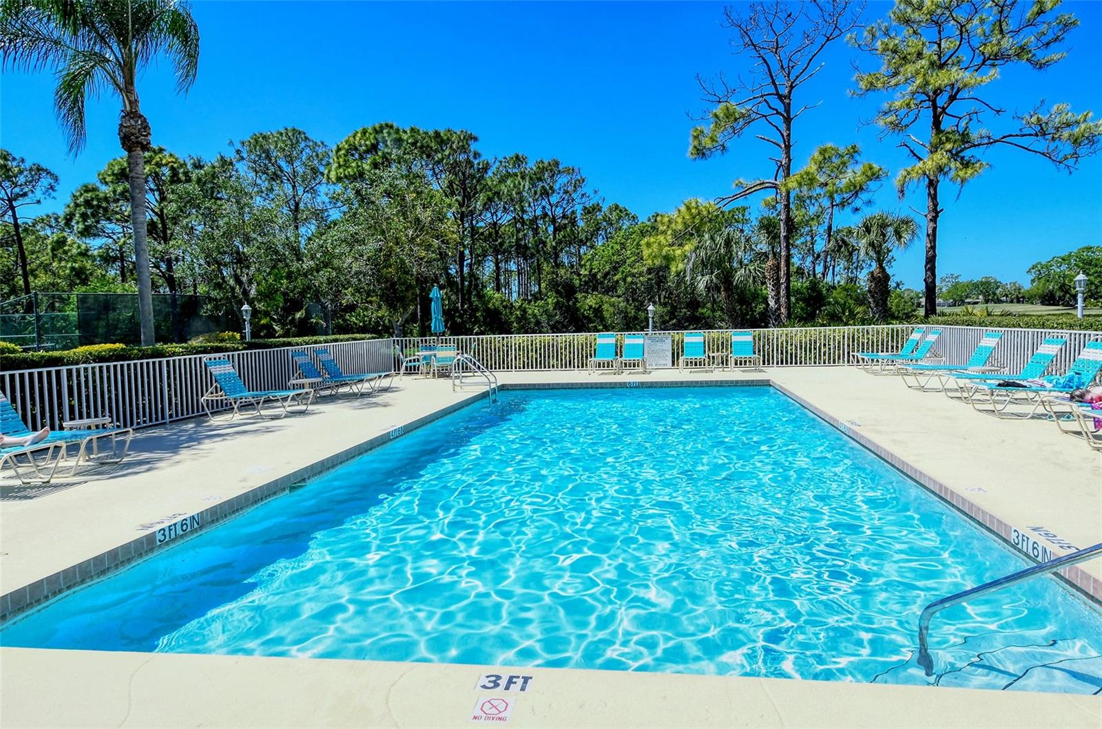 8735 OLDE HICKORY AVE #8210