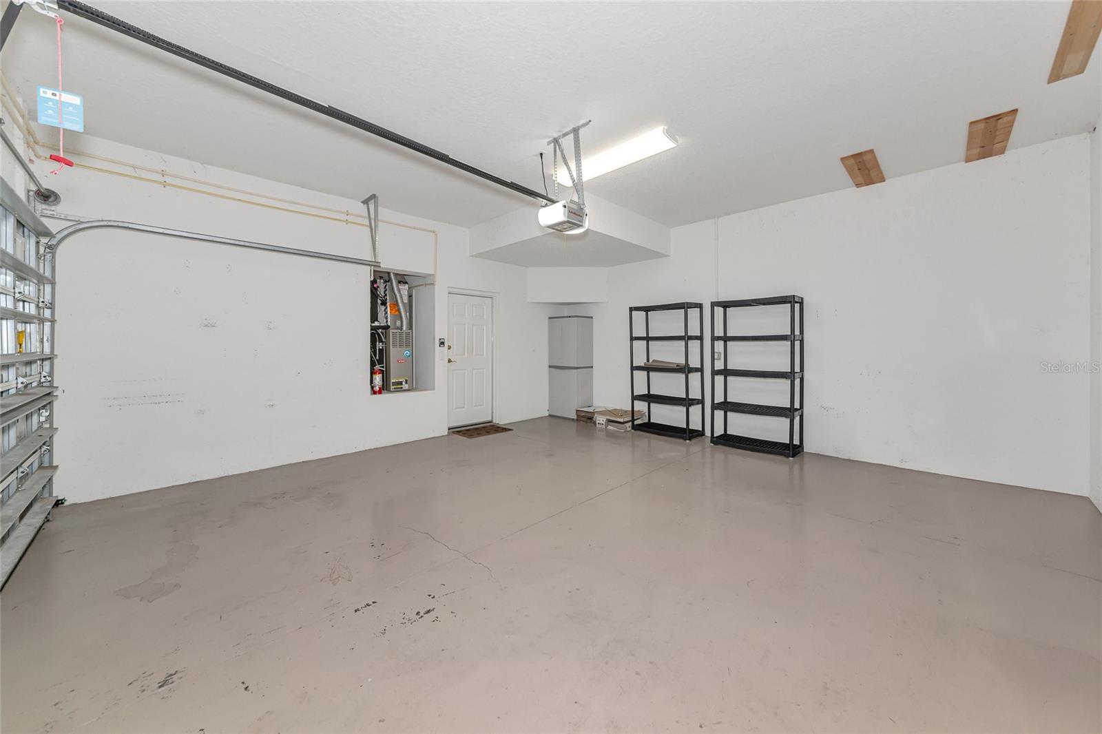 9415 DISCOVERY TER #101A