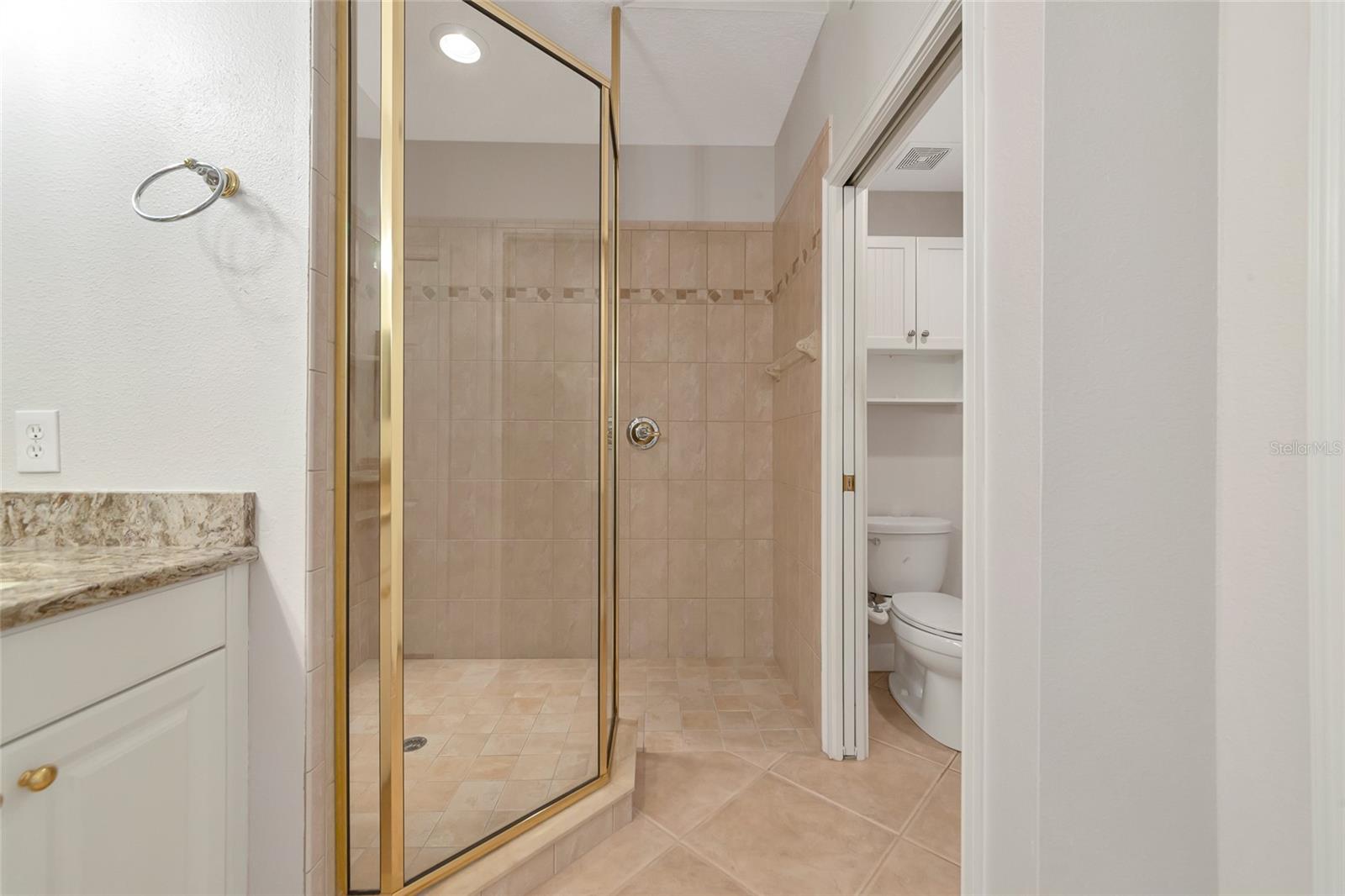 9415 DISCOVERY TER #101A