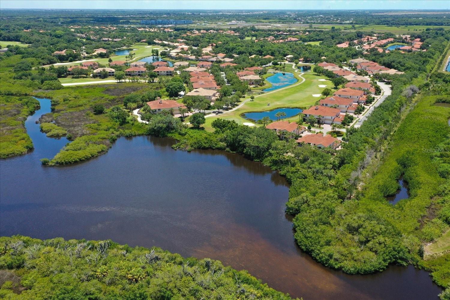 9460 DISCOVERY TER #202D