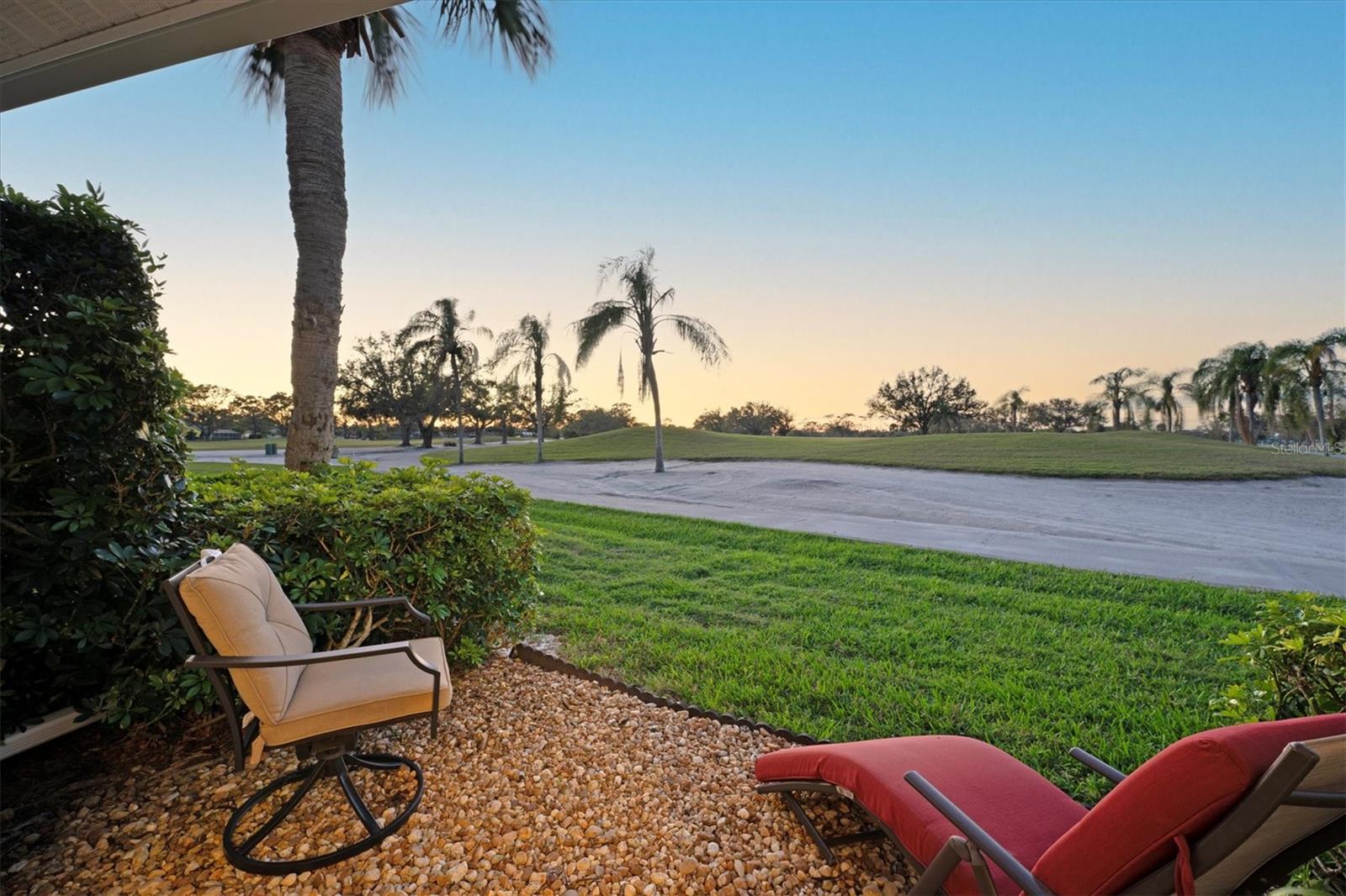 5556 COUNTRY CLUB WAY #5556
