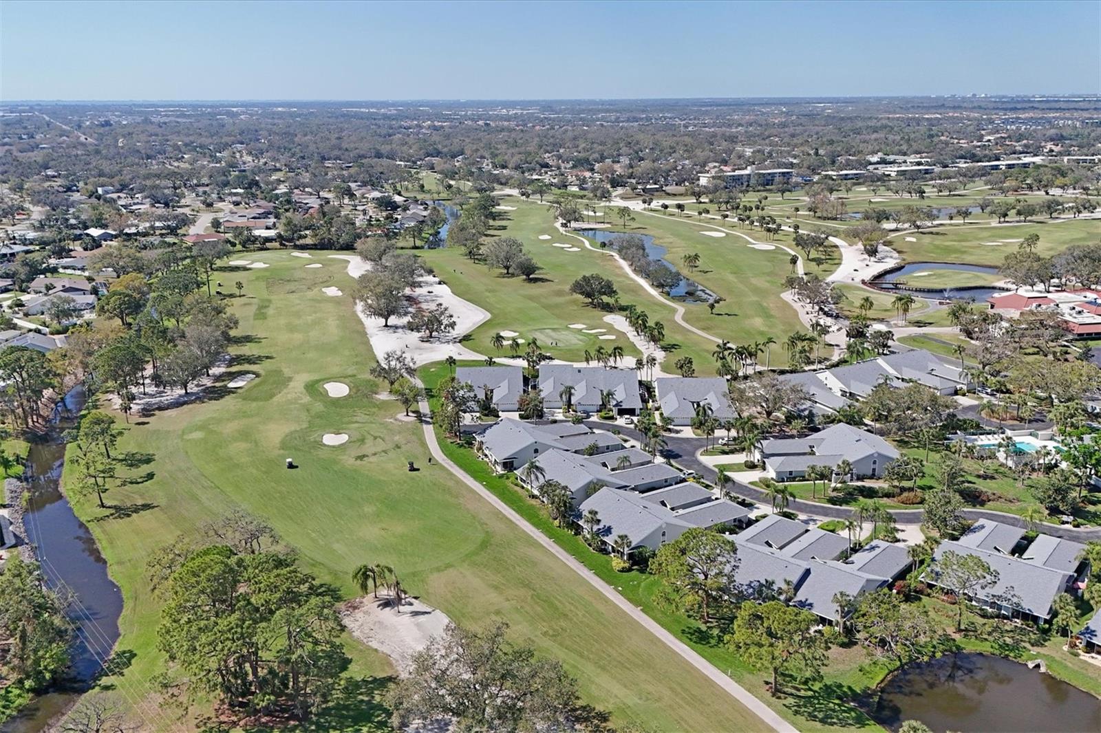 5556 COUNTRY CLUB WAY #5556