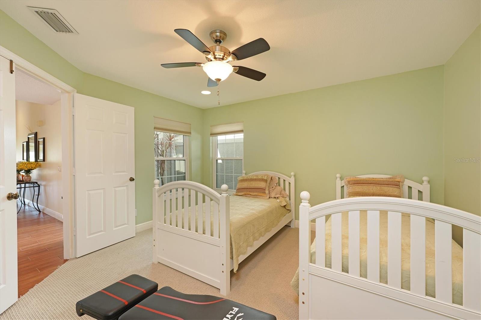 5556 COUNTRY CLUB WAY #5556
