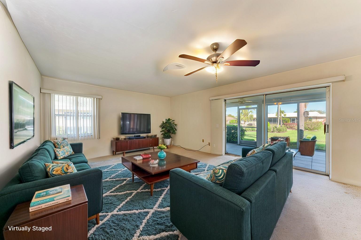 3259 FAIRHAVEN LN #211