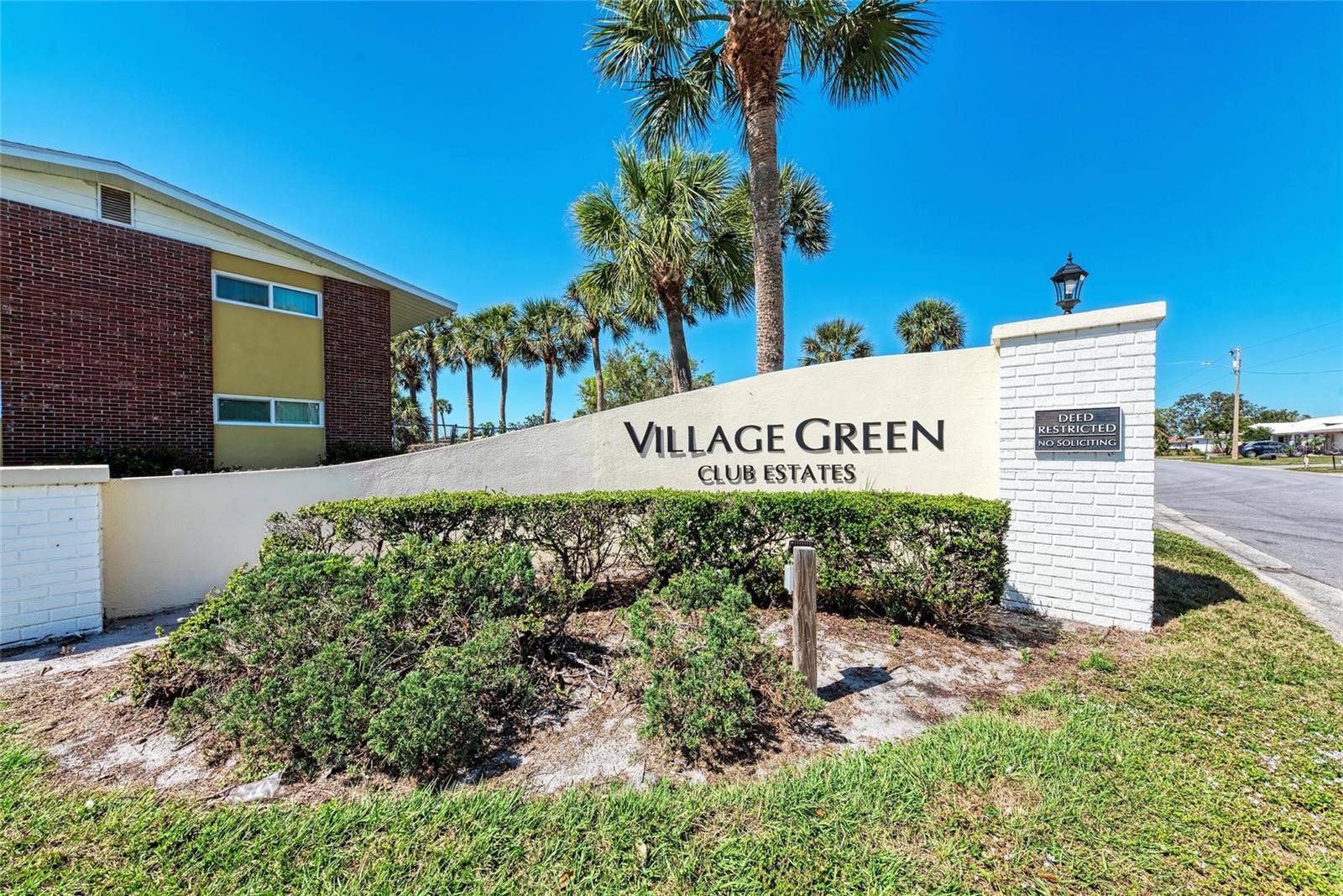 3259 FAIRHAVEN LN #211