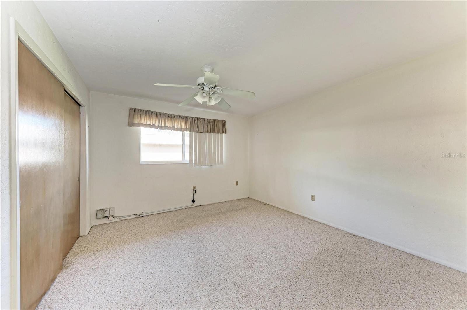 3259 FAIRHAVEN LN #211