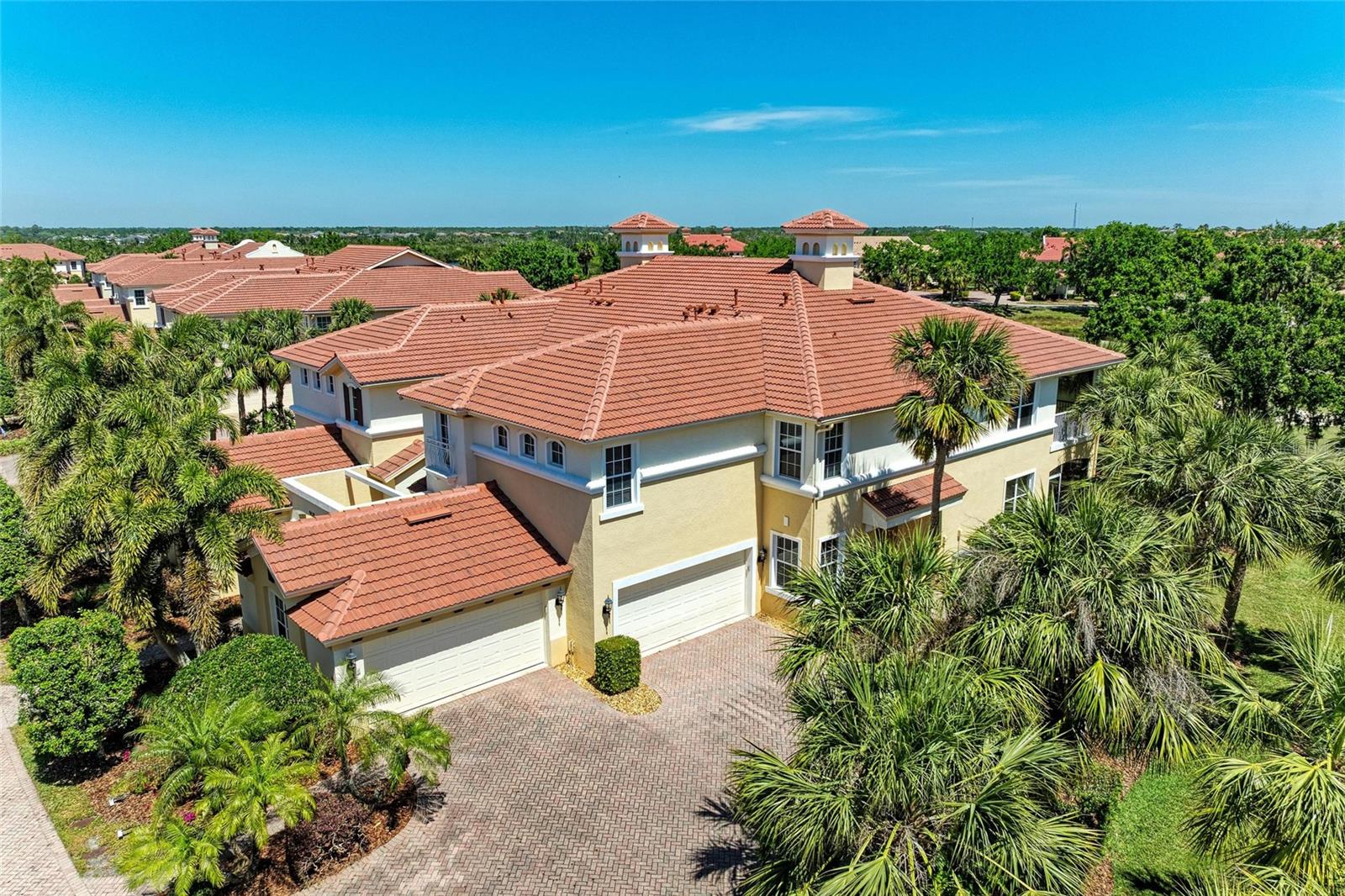 9429 DISCOVERY TER #102B