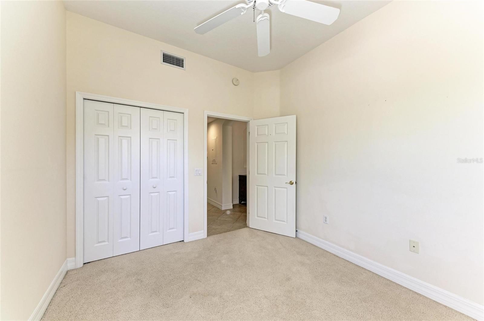 9429 DISCOVERY TER #102B