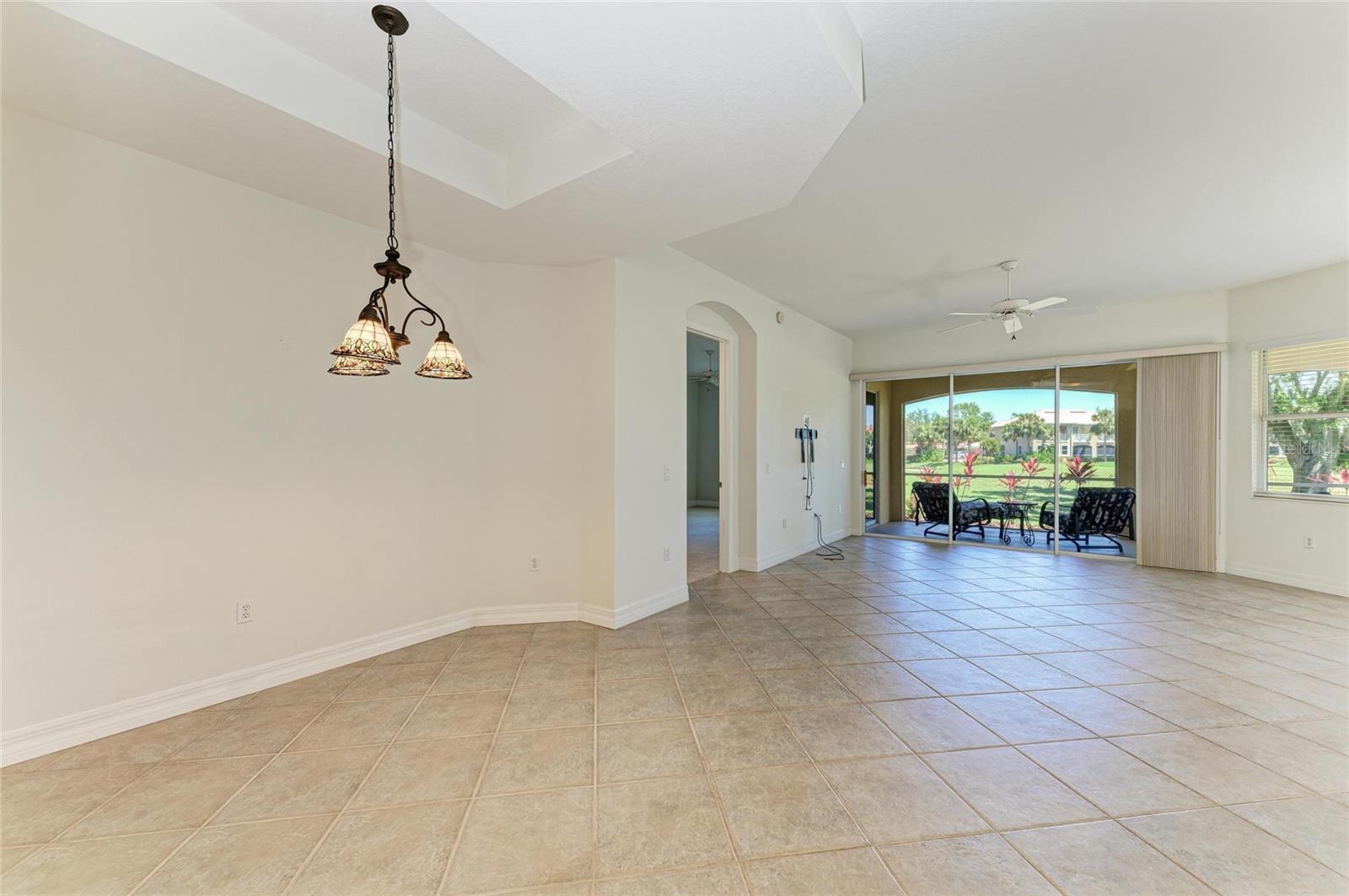 9429 DISCOVERY TER #102B