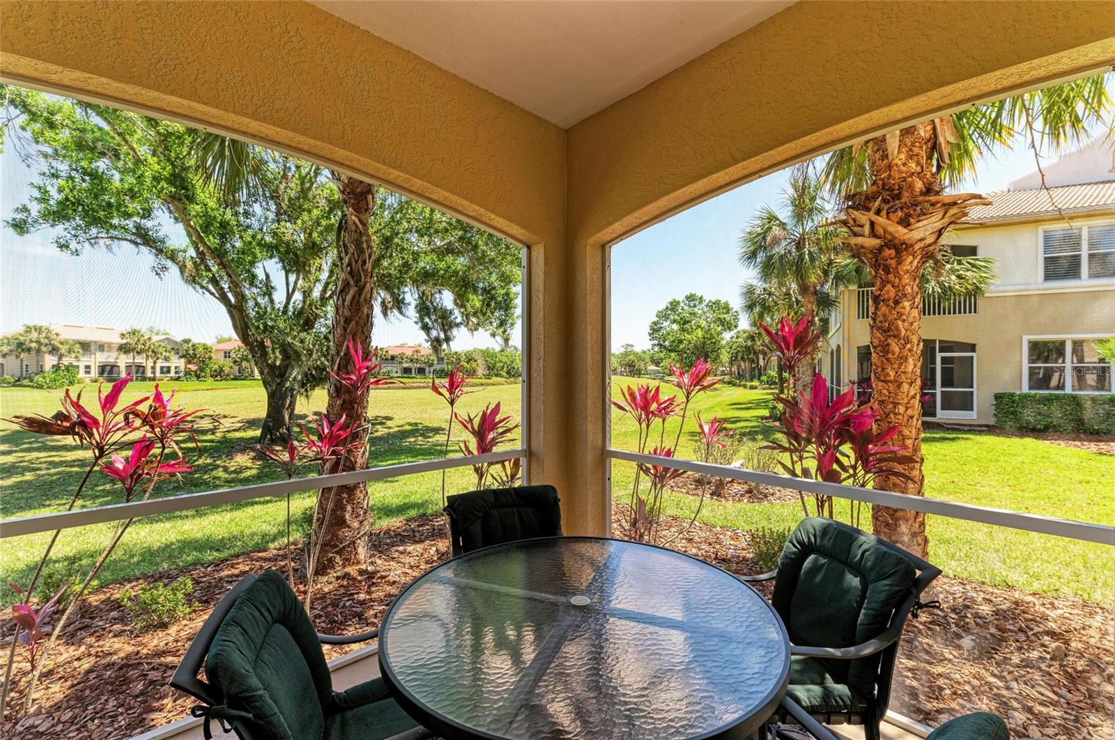 9429 DISCOVERY TER #102B