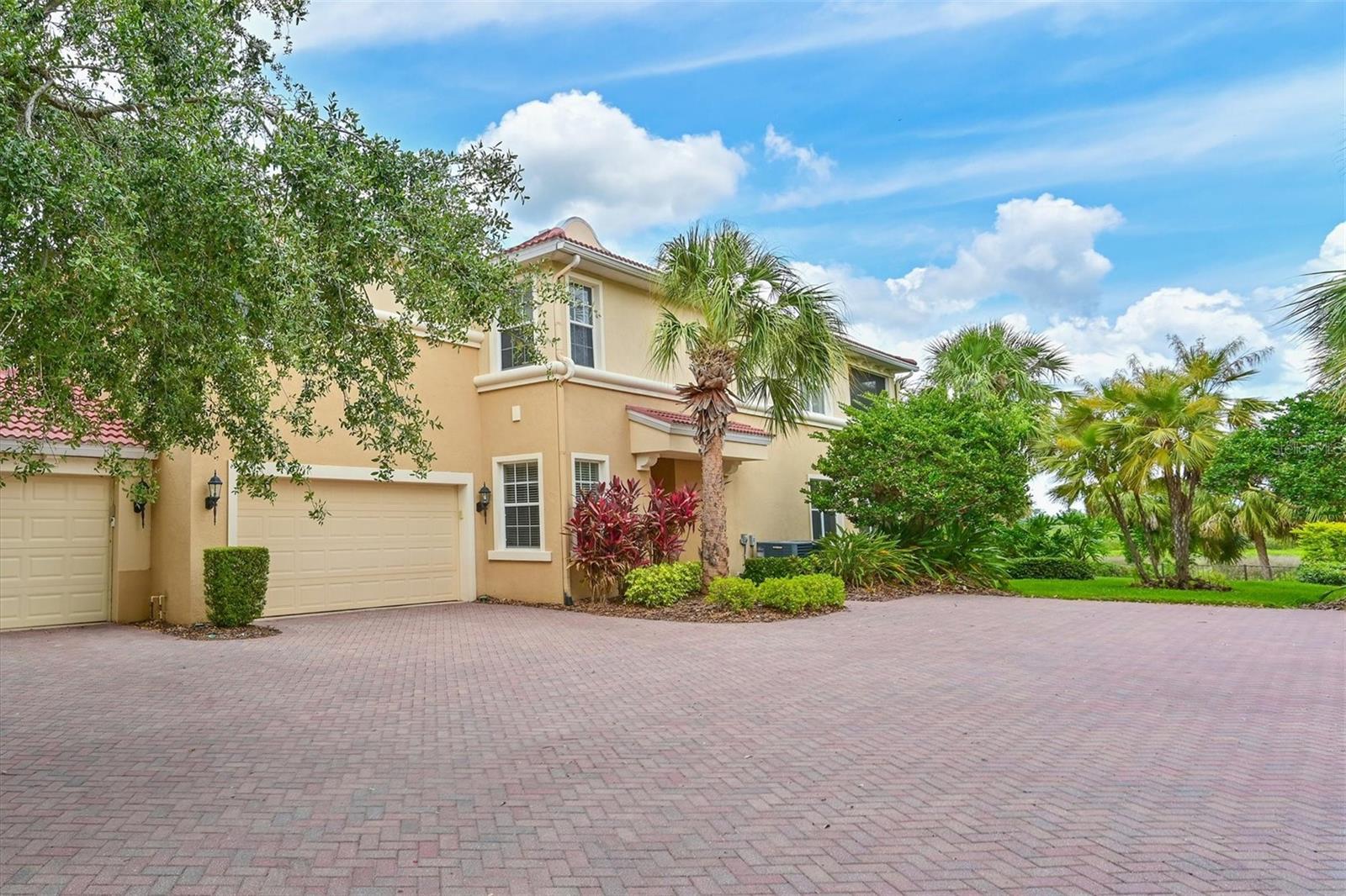 935 RIVER BASIN CT #102B