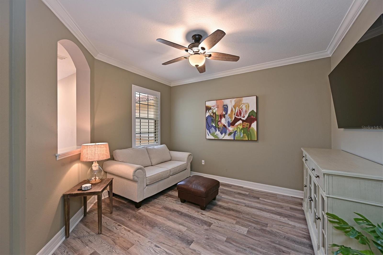 9453 DISCOVERY TER #202D