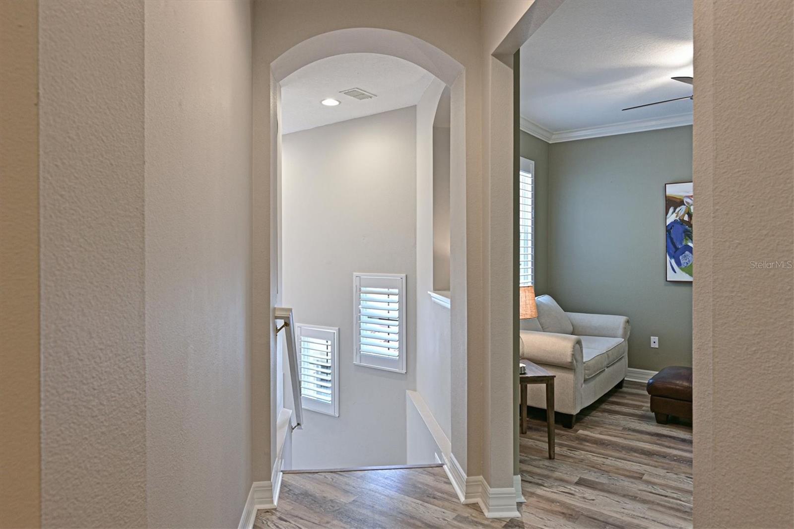 9453 DISCOVERY TER #202D