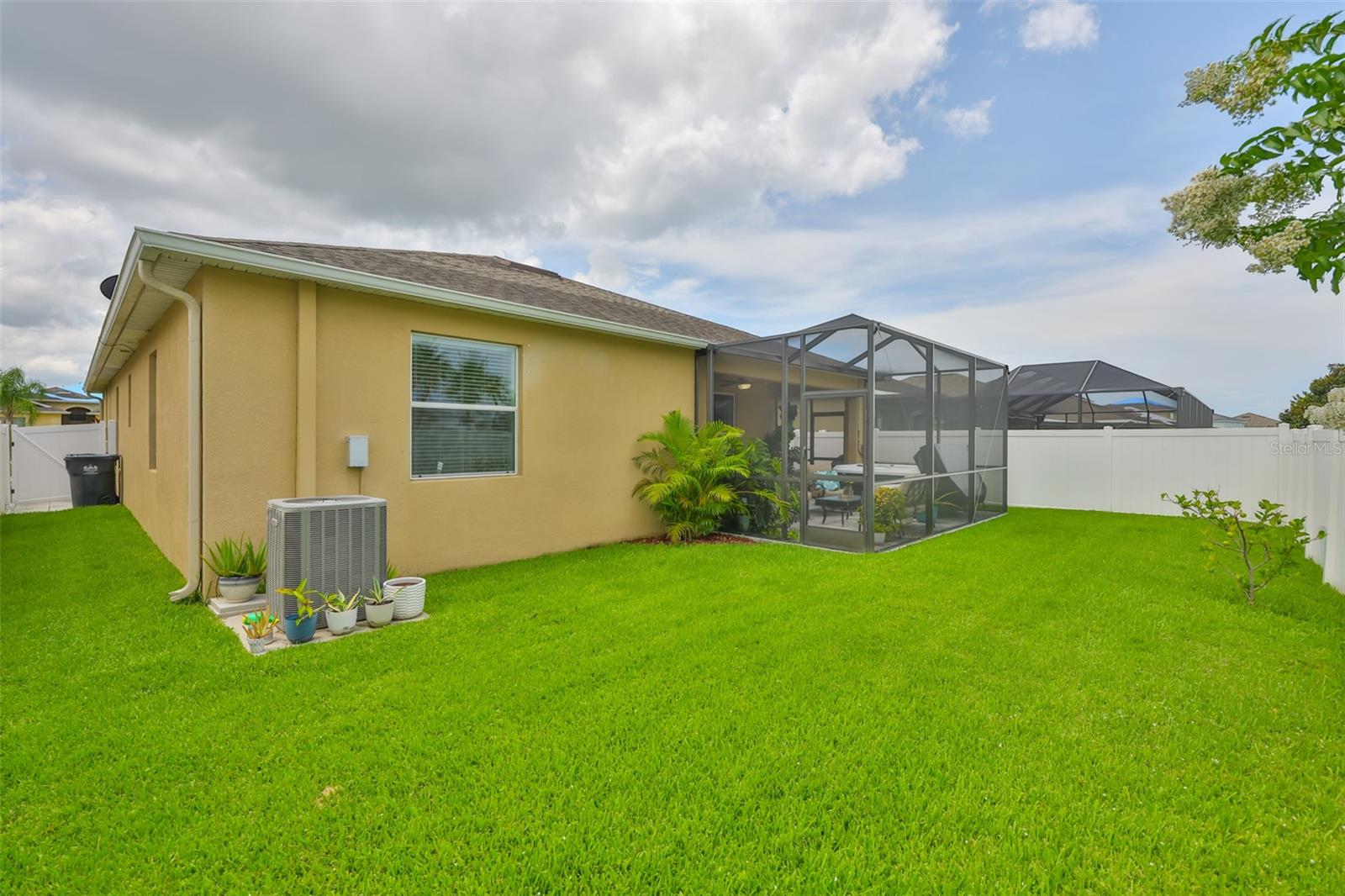 2450 DOVESONG TRACE DR