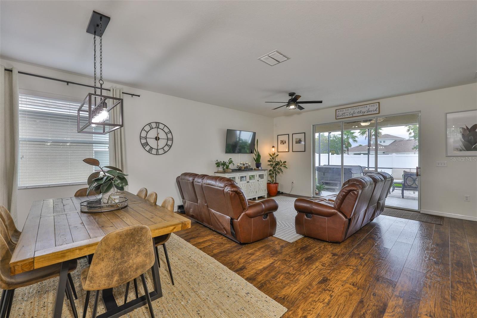 2450 DOVESONG TRACE DR